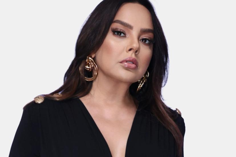 Ebru Gündeş, uzaktan boşandı