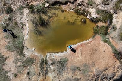Sivas'ta şifalı olduğuna inanılan Uyuz Gölü ziyaretçi akınına uğruyor