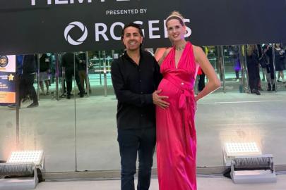 Wilma Elles doğuma gün sayıyor! Karnı iyice büyüdü