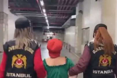 Beyoğlu&apos;nda Tasma ile Gezdirdiği Kadın İçin İki Şüpheli Tutuklandı