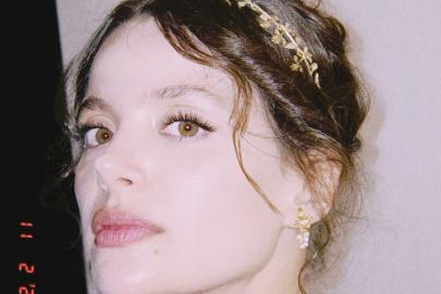 Leyla Tanlar'ın evlilik açıklaması gündem oldu: "Üşengeçlik ile uzuyor"