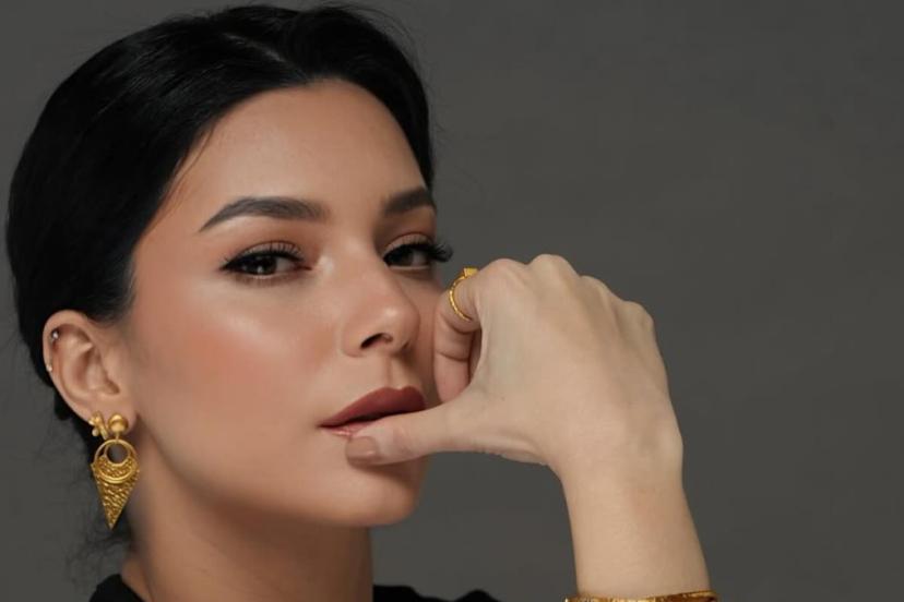 Merve Boluğur, takipçilerini geçmişe götürdü! Nurbanı Sultan günlerine yorum yağdı