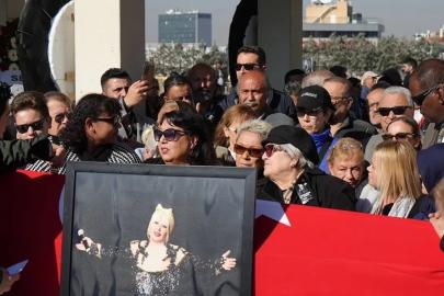 Sanatçı Muazzez Abacı için Ankara'da cenaze töreni düzenlendi