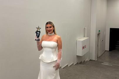 Uluslararası Platformda Büyük Zafer: Gülşah Tunçbilek, Global Vizyon Sahnesinde Yükseldi