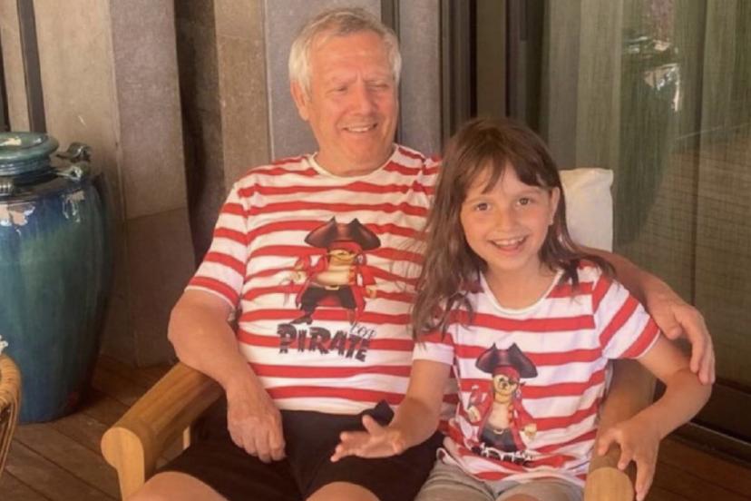 Yaz Yıldırım'dan babası Aziz Yıldırım'a özel yeni yaş kutlaması