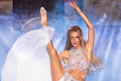 Çağla Şıkel rahatsızlandı! Hasta yatağından fotoğraf paylaştı