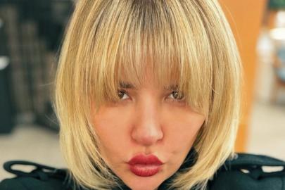 Gonca Vuslateri imaj değiştirdi! Sarışın hallerine yorum yağdı