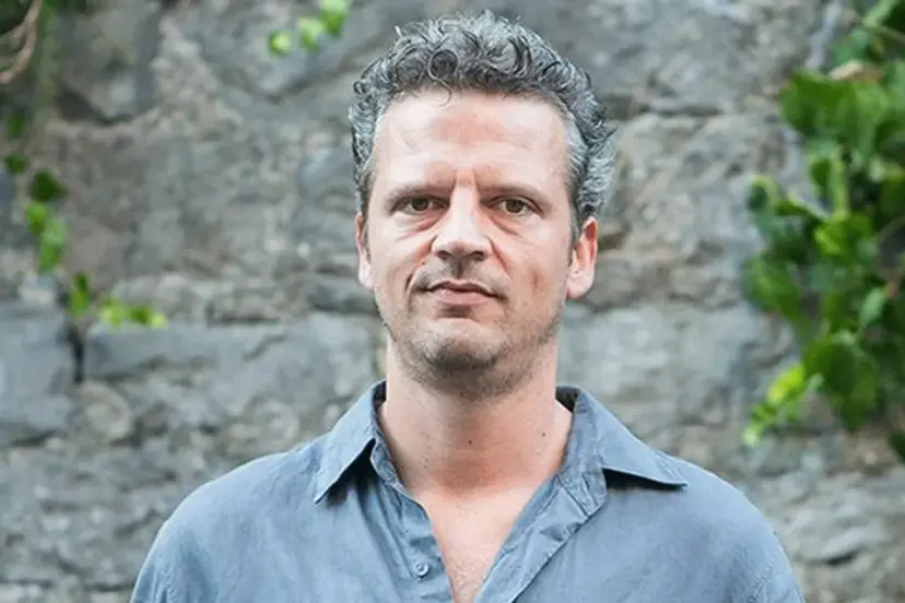 Ödüllü yönetmene silahlı saldırı