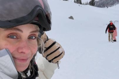 Nur Fettahoğlu'ndan çocuklu poz: Bin şükür