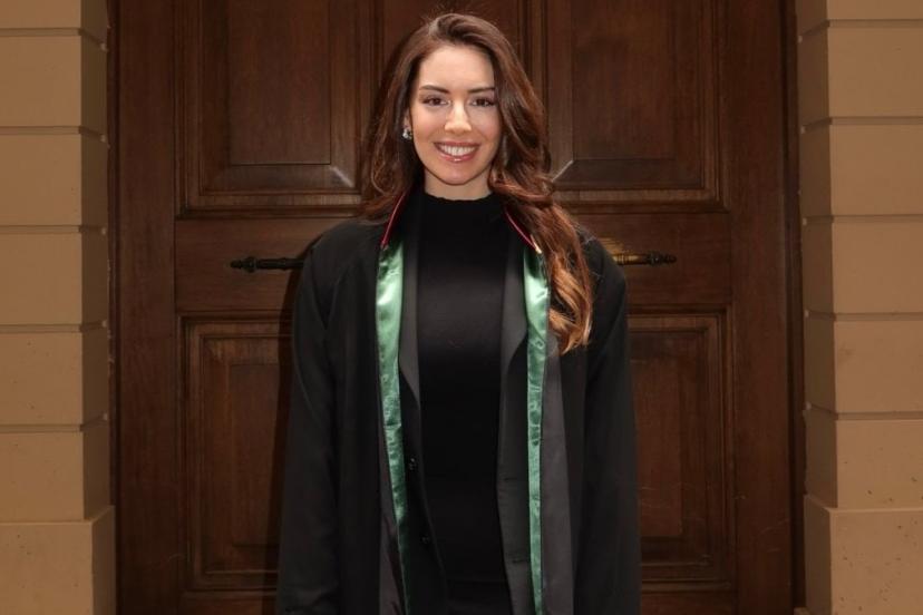 Kızılcık Şerbeti'nin Çimen'i Selin Türkmen resmen avukat oldu