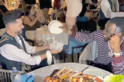 Ganalı yıldız kupadan elendi soluğu Bodrum'da aldı
