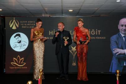 Hilmi Karayiğit ve Ünlülerin Samimi Dostluğu Objektiflere Yansıdı